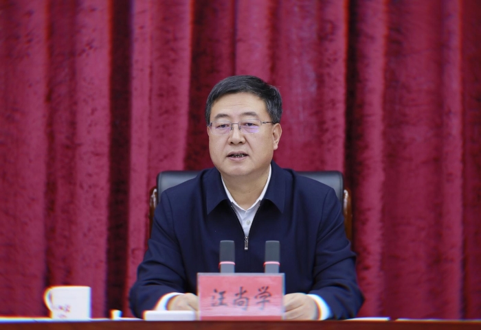 全市实施“五比五看”行动助推高质量追赶发展部署会议召开
